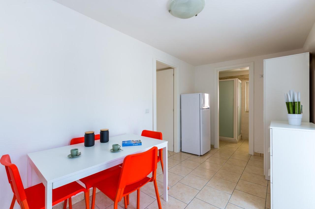 Apartment Tizzano House - Veliero